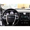 Image 10 : C4 --  2013 CHRYSLER 200 TOURING  , White , 201855  KM's