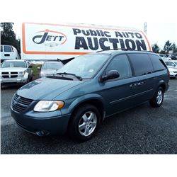 A2 --  2007 DODGE GRAND CARAVAN SXT , Green , 185802  KM's  NO RESERVE 