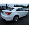 Image 3 : C4 --  2013 CHRYSLER 200 TOURING  , White , 201855  KM's