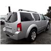 Image 3 : H6 --  2005 NISSAN PATHFINDER LE , Silver , 369137  KM's