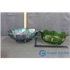 Image 1 : (2) Glass Bowls (1 Carnival Glass)