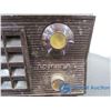 Image 6 : Hallicrafters Model 55 & Admiral Electric Radios