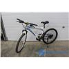 Image 1 : Men's 26" CCM Mountain Bike (White)