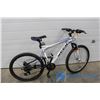 Image 2 : Men's 26" CCM Mountain Bike (White)
