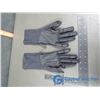 Image 2 : Gloves