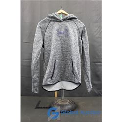 Under Armour Bunny Hug - Size Small