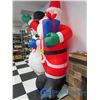 Image 4 : 8' Fan Inflated Light Up Santa Claus