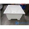 Image 2 : Plastic Laundry Sink