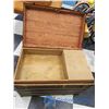 Image 3 : Large Vintage Trunk