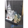 Image 14 : Assorted Christmas Village Decor