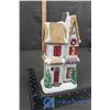 Image 15 : Assorted Christmas Village Decor