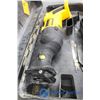 Image 3 : DeWalt Electric Hand Saw