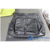 Image 6 : (4) Purses (Lug, Hilary Radly, Coach, Valentina)
