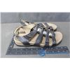 Image 5 : (4) Pairs of Ladies' Sandals