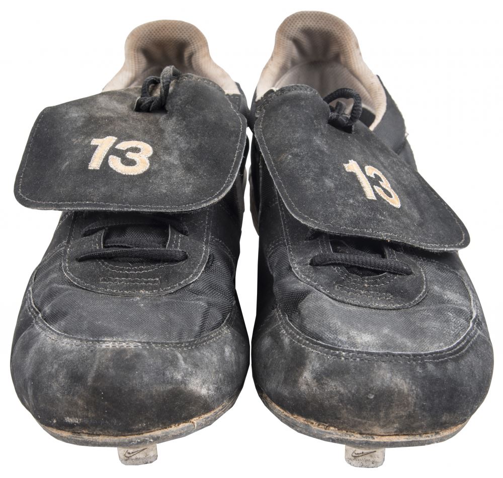 nike shox baseball cleats