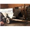 Image 1 : WILLMAR 500 FERTILIZER SPREADER