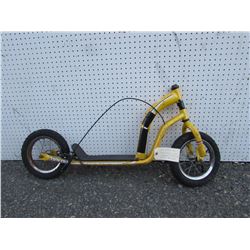 CHILDS BLACK PRECISION BIKE