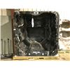 Image 1 : CAL SPA HOT TUB, PLATINUM SPAS, MIDNIGHT CANYON, ARCY, 100X100 SMOKE BASE,LOUNGER,4 PILLOWS,99