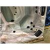 Image 2 : CAL SPA HOT TUB, ESCAPE SPAS, SMOKEY MOUNTAIN, ARCY, 84X84 SMOKE BASE,3 PILLOWS, 39 STAINLESS STEEL