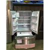 Image 2 : SAMSUNG STAINLESS STEEL FRENCH DOOR 28 CU.FT. REFRIGERATOR WITH WATER AND ICE DISPENSER