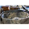Image 2 : SPA BERR 2 PERSON HOT TUB WITH COVER