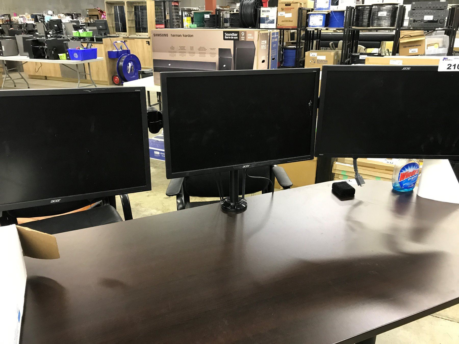 3 ACER MONITORS AND 1 DESKTOP MONITOR STAND