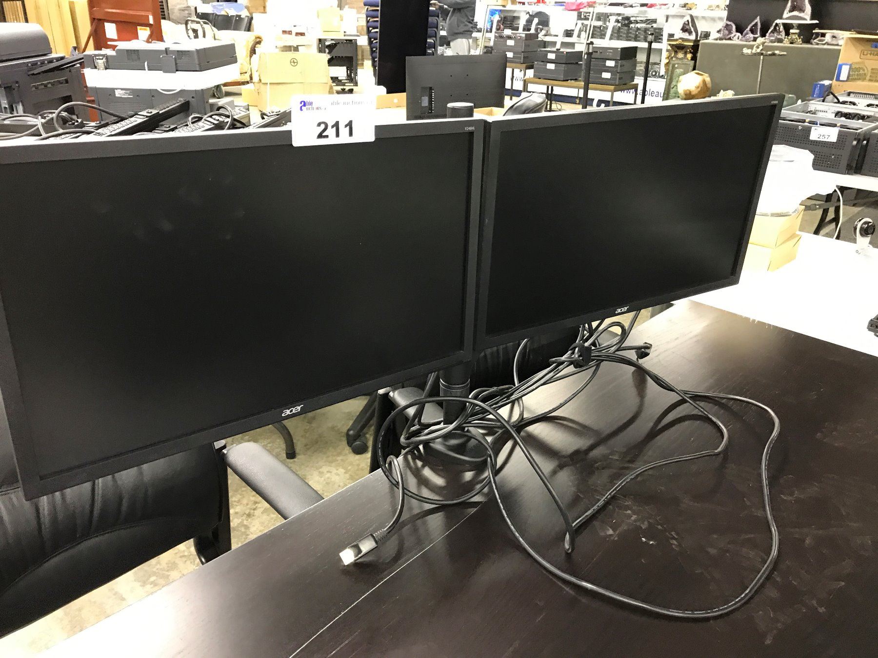 2 ACER MONITORS AND 1 DESKTOP MONITOR STAND