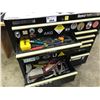 Image 2 : 4' TOOL CASE AND CONTENTS