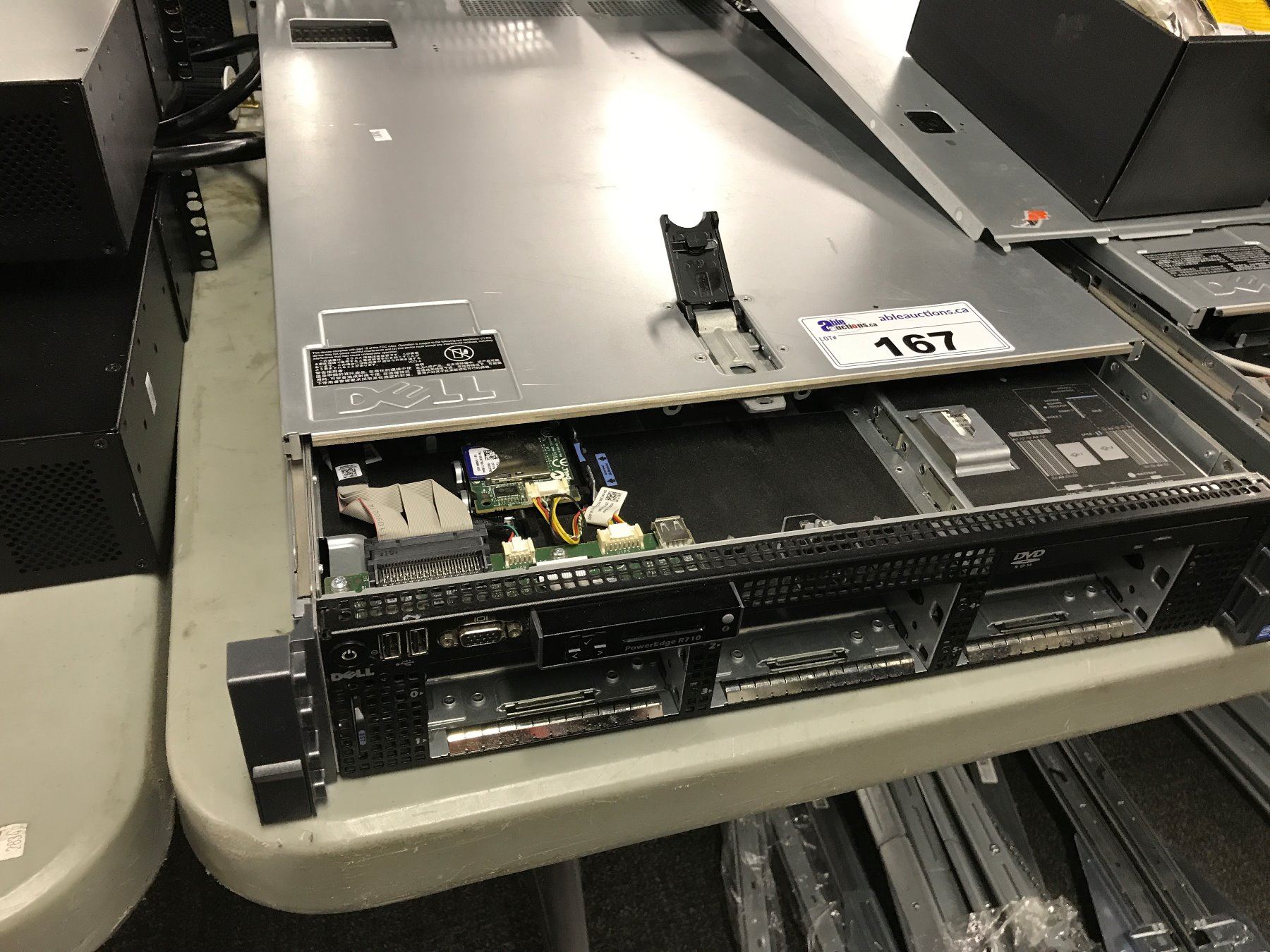 DELL POWEREDGE R710 XEON RACK MOUNT SERVER, NO DRIVES OR DRIVE CADDIES