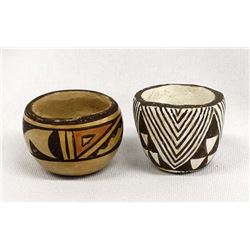 2 Pieces of Native American Pottery Miniatures