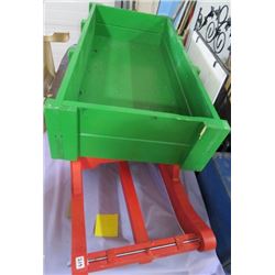 CHILDRENS SLEIGH (48 L X 19 W X 16 H)