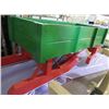 Image 4 : CHILDRENS SLEIGH (48"L X 19"W X 16"H)