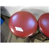 Image 2 : 2 METAL BAR STOOLS