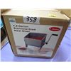 Image 1 : 4.2 GALLON MEAT MIXER (STAINLESS STEEL)