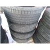 Image 1 : LOT OF 4 TIRES (225/60R/17) *MICHELIN DEFENDER*