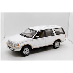Ford Expedition 1:18