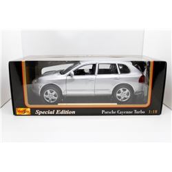 Porsche Cayenne Turbo 1:18 Maisto