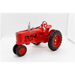 Farmall H 1:16 Ertl