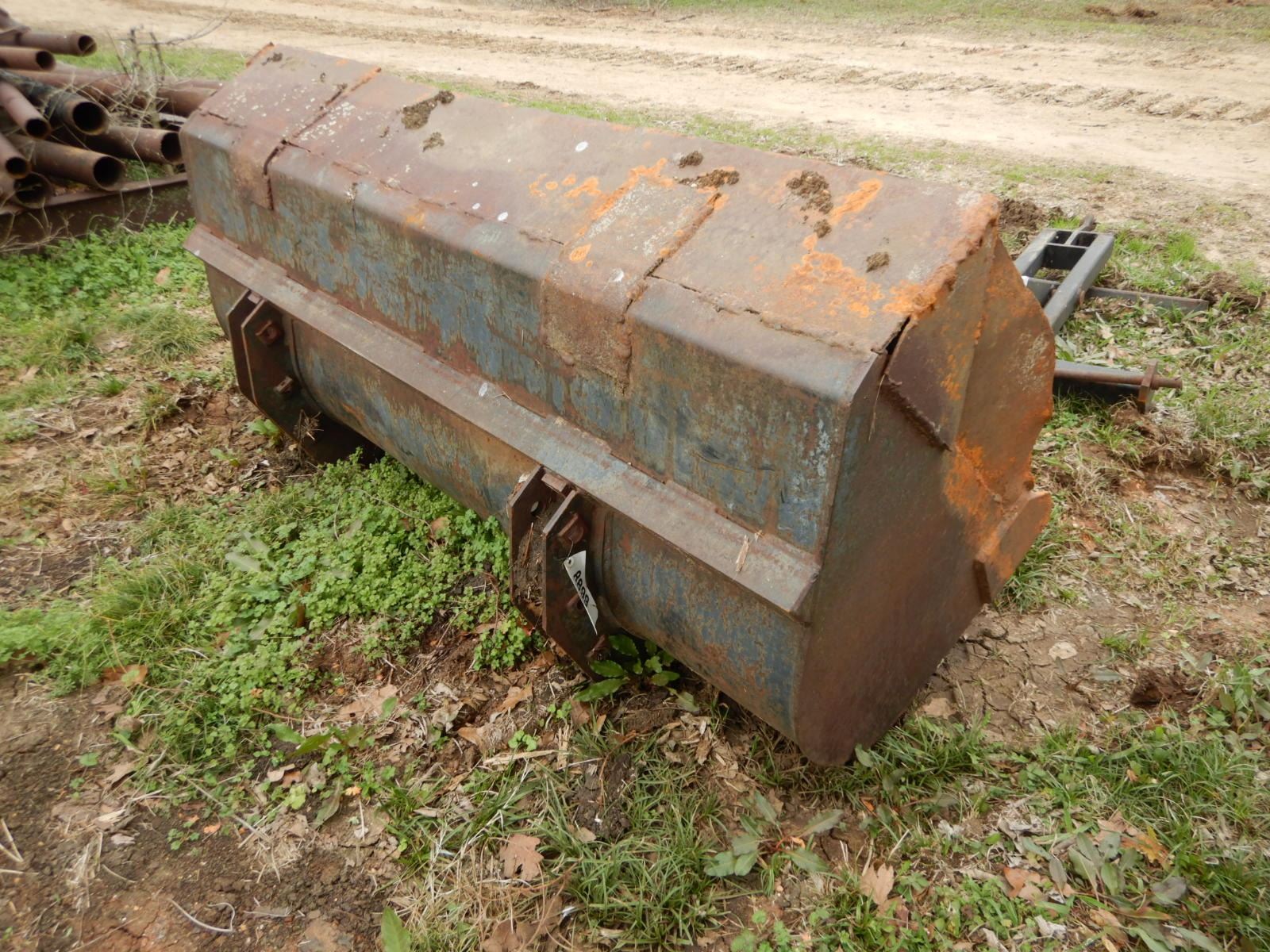72'' FRONT LOADER BUCKET