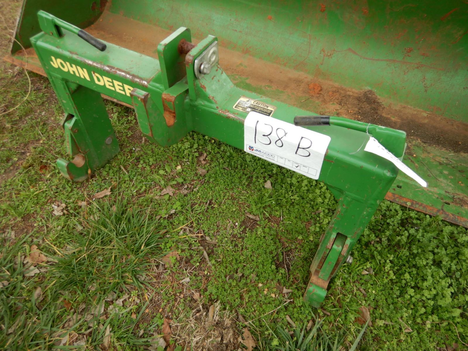 JOHN DEERE QUICK HITCH J.M. Wood Auction Company, Inc.