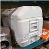 Image 1 : LARGE IGLOO COOLER