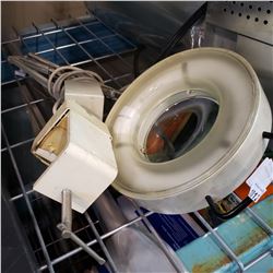 MAGNIFYING BENCH MOUNT LIGHT