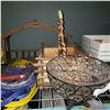 Image 1 : WOOD BASKET GLASS BOWL WOOD DECORATION