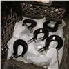 Image 3 : 2 CRATES OF CLIP ON METAL 2 TON HOOKS