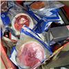 Image 2 : BIN OF TRAILER LIGHTS AND REFLECTORS