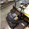 Image 2 : BRIGGS AND STRATTON QUATTRO 4 HORSEPOWER MOTOR W/ HOSE