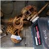 Image 1 : 1-1/2 TON CHAIN COME ALONG