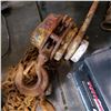 Image 2 : 1-1/2 TON CHAIN COME ALONG