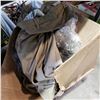 Image 2 : BOX OF NEW CARHARTT JEANS
