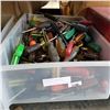 Image 1 : LARGE LOT OF SCREWDRIVERS